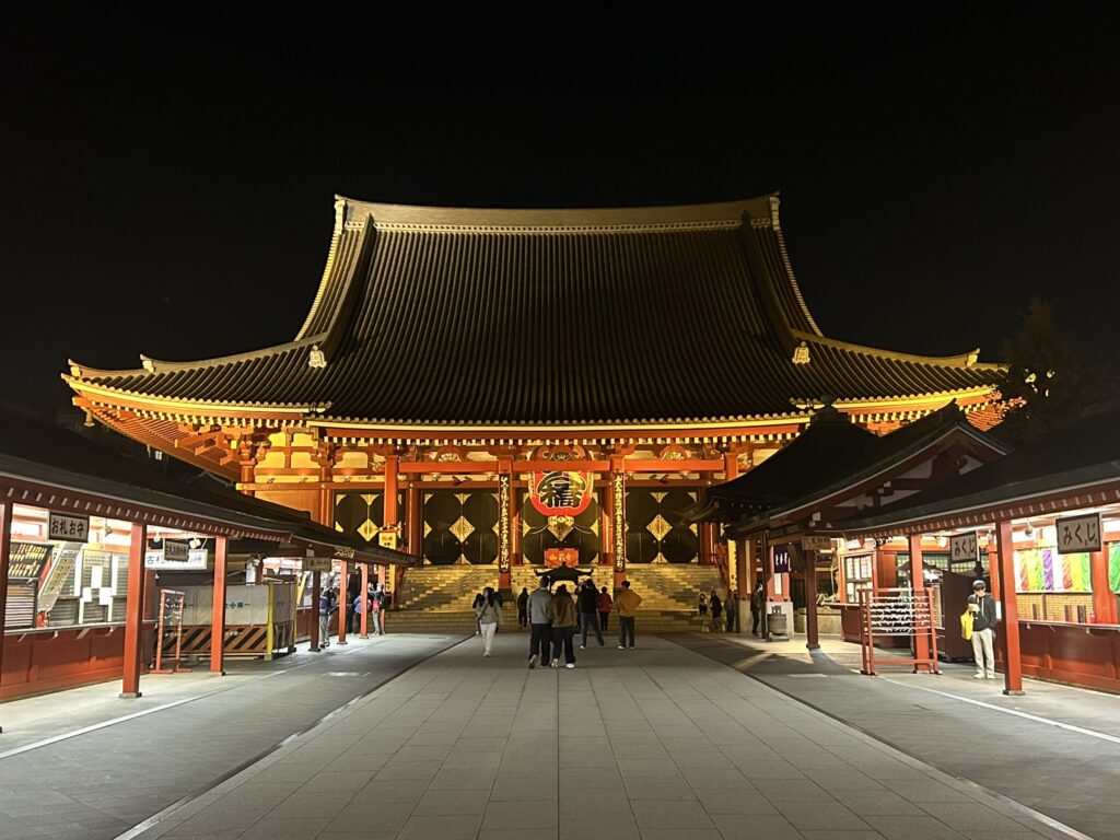 Sensoji de noche - Worldreamers